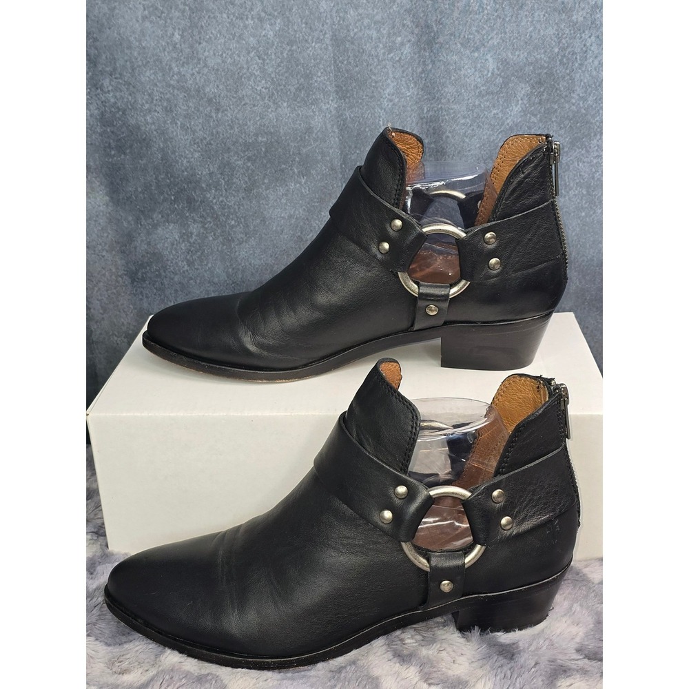Frye Harness Ankle Boots Black Leather Studded O-Ring Womens 7.5 EUC
